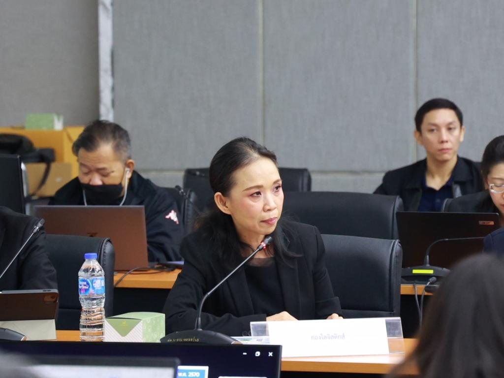 “อธิบดีณัฏฐิญา” นำทีมดีพร้อม ล้อมวงประชุมจัดทำคำของบปี 70 เตรียมพร้อมเสริมแกร่งธุรกิจไทย