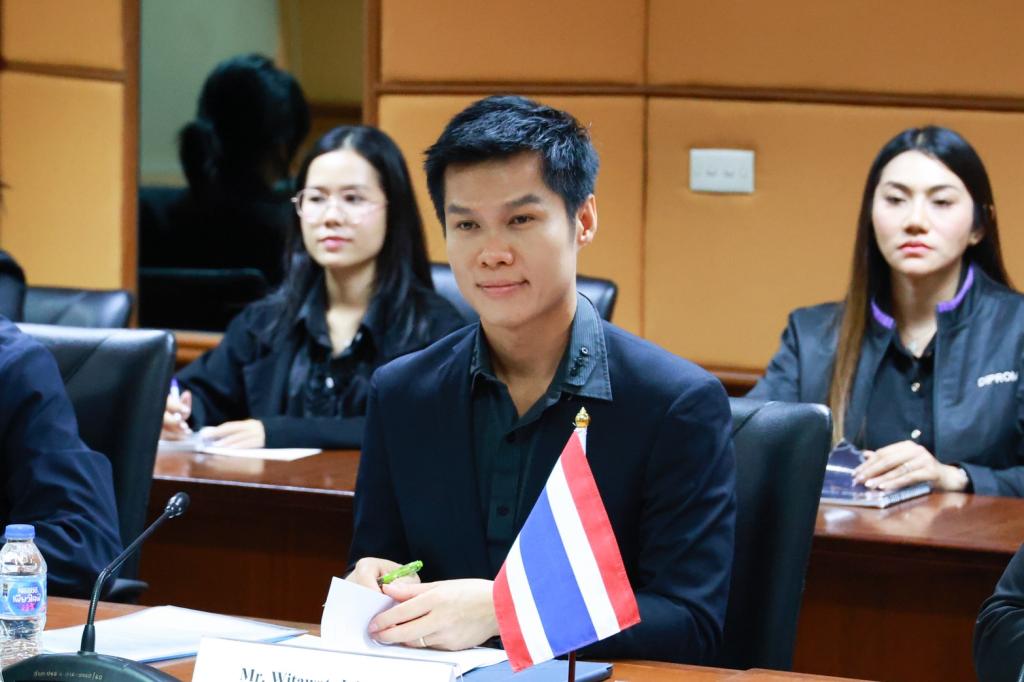 “รองอธิบดีดุสิต” ต้อนรับคณะผู้ว่าราชการจังหวัดโทคุชิมะ ร่วมหารือยกระดับ SMEs พร้อมรับมือสังคมสูงวัย วางแผนขยายความร่วมมือในอุตสาหกรรมแห่งอนาคต