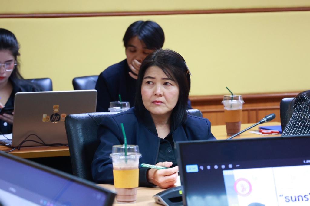 “รองอธิบดีพลาวุธ” เปิดห้องติวเข้มทีมงานดีพร้อมเปย์ เร่งปล่อยสินเชื่อเงินทุนหมุนไว ไฮซีซั่น ตอบรับนโยบาย Quick Big Win ผ่านเงินไว by DIPROM เสริมสภาพคล่อง รองรับเทศกาลส่งท้ายปี