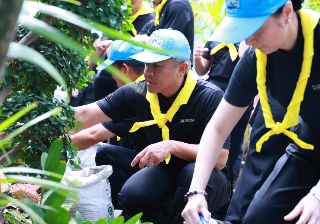 “อธิบดีณัฏฐิญา” นำทีมดีพร้อมรวมพลังทำความดีด้วยหัวใจ อาสา “เปลี่ยนขยะให้เป็นบุญ” ถวายเป็นพระราชกุศลแด่พระบาทสมเด็จพระมงกุฏเกล้าเจ้าอยู่หัว และ สมเด็จเจ้าฟ้าฯ กรมพระนครปฐมบรมขัตติยานี มหาธีรราชธิดา