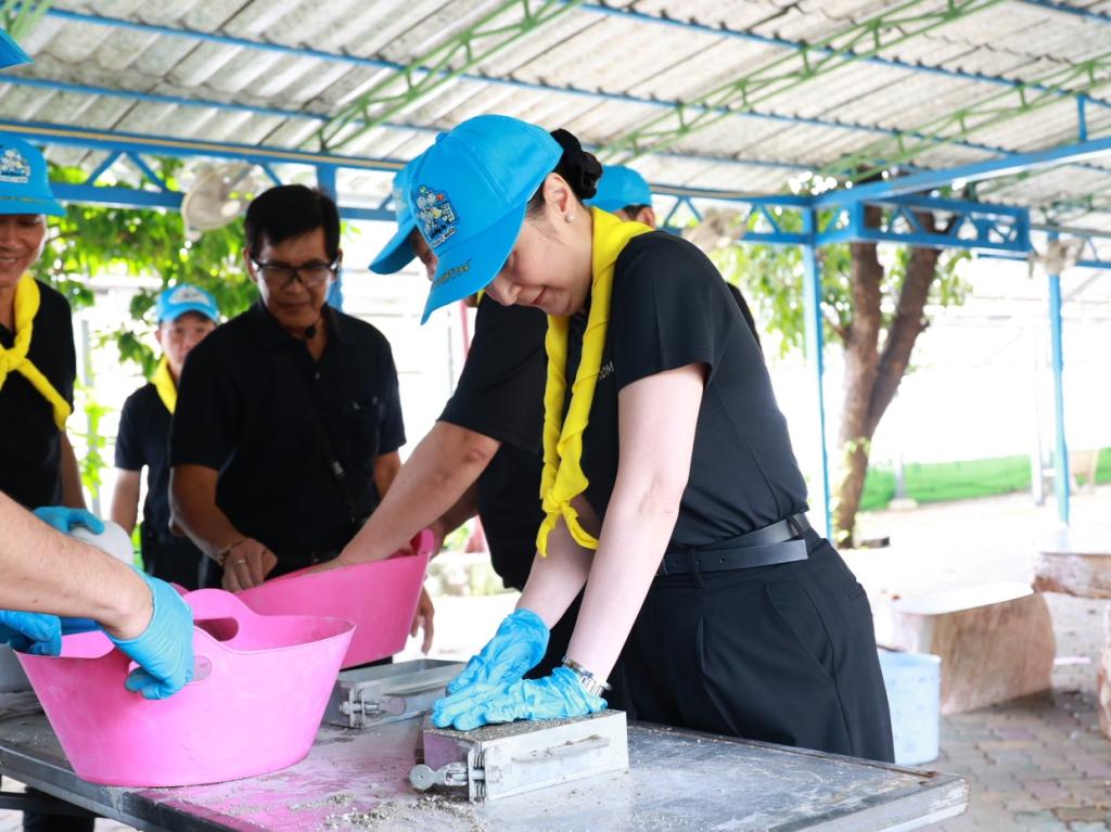 “อธิบดีณัฏฐิญา” นำทีมดีพร้อมรวมพลังทำความดีด้วยหัวใจ อาสา “เปลี่ยนขยะให้เป็นบุญ” ถวายเป็นพระราชกุศลแด่พระบาทสมเด็จพระมงกุฏเกล้าเจ้าอยู่หัว และ สมเด็จเจ้าฟ้าฯ กรมพระนครปฐมบรมขัตติยานี มหาธีรราชธิดา