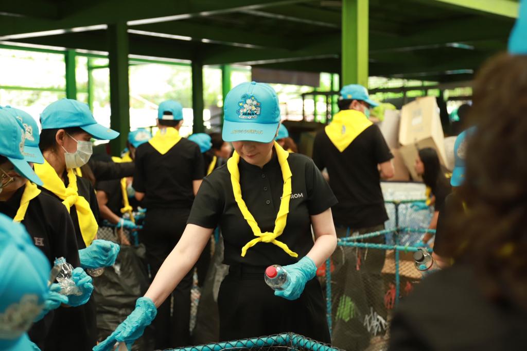“อธิบดีณัฏฐิญา” นำทีมดีพร้อมรวมพลังทำความดีด้วยหัวใจ อาสา “เปลี่ยนขยะให้เป็นบุญ” ถวายเป็นพระราชกุศลแด่พระบาทสมเด็จพระมงกุฏเกล้าเจ้าอยู่หัว และ สมเด็จเจ้าฟ้าฯ กรมพระนครปฐมบรมขัตติยานี มหาธีรราชธิดา