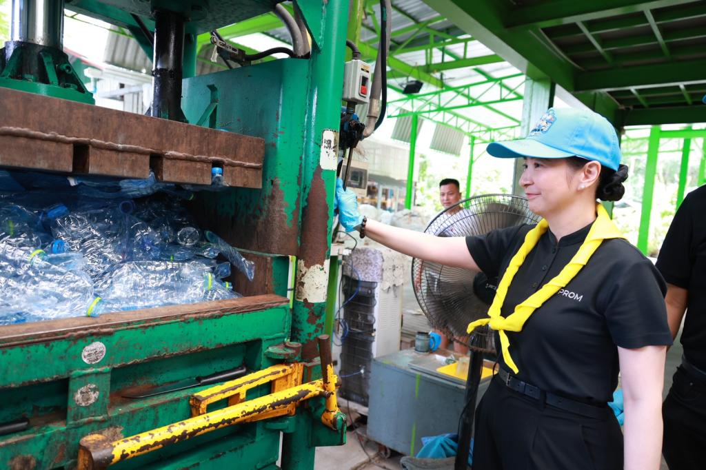 “อธิบดีณัฏฐิญา” นำทีมดีพร้อมรวมพลังทำความดีด้วยหัวใจ อาสา “เปลี่ยนขยะให้เป็นบุญ” ถวายเป็นพระราชกุศลแด่พระบาทสมเด็จพระมงกุฏเกล้าเจ้าอยู่หัว และ สมเด็จเจ้าฟ้าฯ กรมพระนครปฐมบรมขัตติยานี มหาธีรราชธิดา