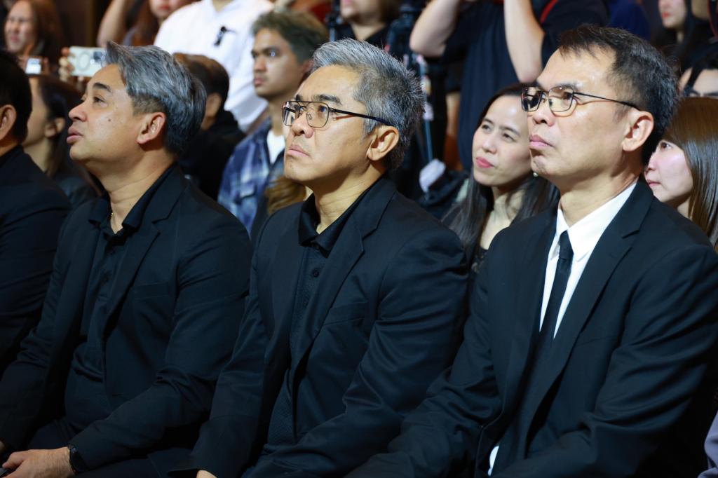 เปิดฉากรอบปฐมทัศน์ My Century “ดีพร้อม” สร้างภาพยนตร์ สร้างคนทำอาหาร “ธนกร” การันตีความสนุก การันตีความอร่อย มอบ “พลอยลภัสร์” เปิด “สำรับ สลับศตวรรษ” : ดีพร้อม-หวังปลุกกระแส Thainess ไม่ใช่แค่หนัง! หากแต่เป็น “อาหาร” ที่ทำให้คนทั่วโลกคลั่งไคล้ประเทศไทย