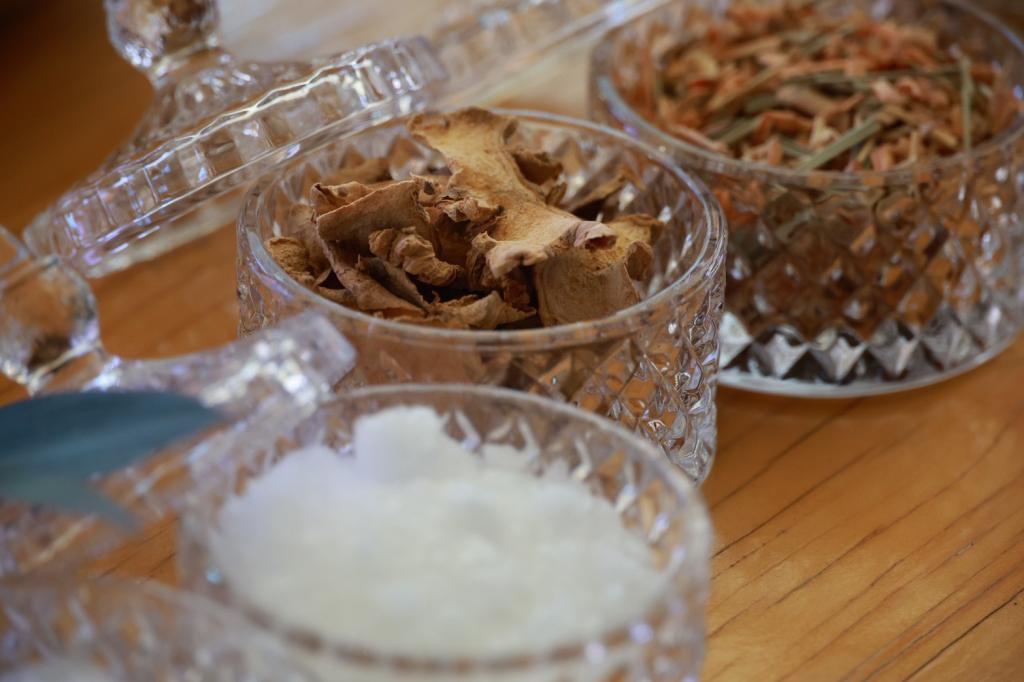 “ดีพร้อม” ดันเศรษฐกิจฐานราก เสิร์ฟโครงการปั้นอาชีพให้ดีพร้อม ชู 4 หลักสูตรเด็ด ยกระดับคุณภาพชีวิตชาวฉะเชิงเทรา