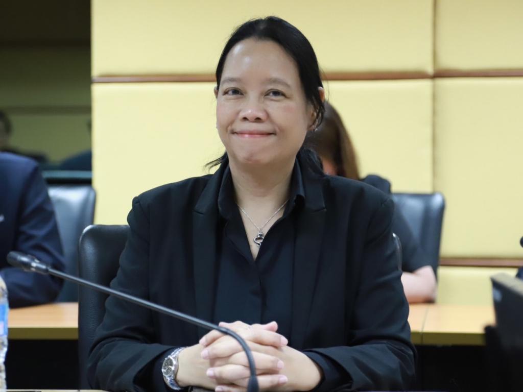 “อธิบดีณัฏฐิญา”  เดินหน้ากำหนดมาตรการเร่งด่วนเยียวยา ฟื้นฟู ช่วยเหลือเอสเอ็มอีในพื้นที่ภาคใต้ พร้อมส่งตรงถึงมือเจ้าหน้าที่ดีพร้อมและประชาชนชาวหาดใหญ่ หวังช่วยฟื้นฟูหาดใหญ่กลับคืนสู่สภาพแข็งแรงโดยไว