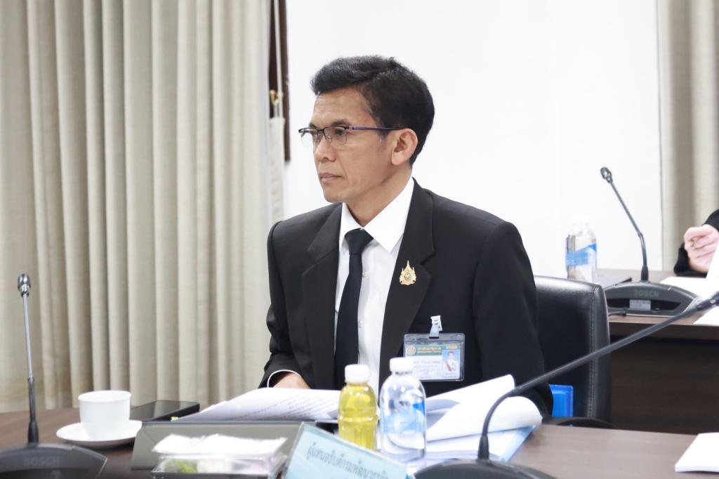 "รองอธิบดีพลาวุธ" ร่วมประชุม คกก. บริหาร สสว. เคาะแผน "แฟรนไชส์คนละครึ่งพลัส" กระตุ้นเศรษฐกิจฐานราก