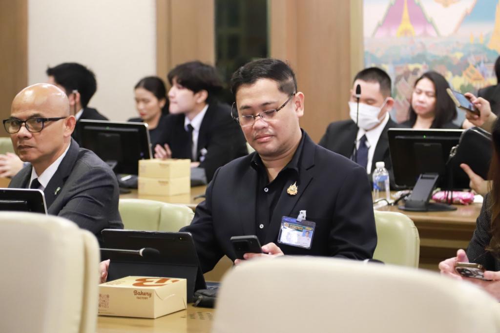 "อธิบดีณัฏฐิญา" ร่วมประชุมบอร์ด  สสว.  พิจารณาจัดสรรงบฯ หนุนผู้ประกอบการเอสเอ็มอีทั่วประเทศ มุ่งเสริมความแข็งแกร่งและเพิ่มสัดส่วน GDP ภายใน 7 ปี