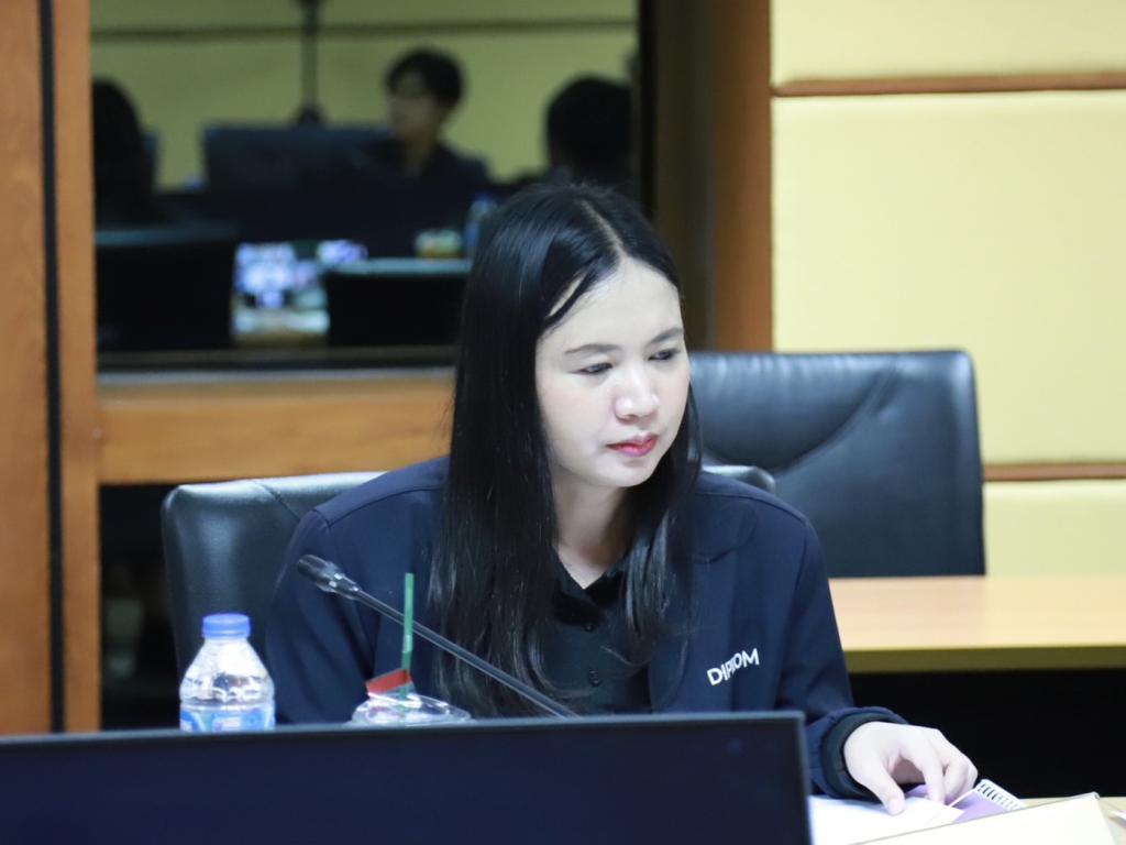 “รองอธิบดีพลาวุธ” นั่งหัวโต๊ะประชุมคณะทำงานฯ ทบทวนเกณฑ์ ตัวชี้วัด การบริหารความเสี่ยง เน้นย้ำเป็นกระบวนการสำคัญในการผลักดันเงินทุนหมุนเวียนให้เดินหน้าอย่างเป็นระบบและมีประสิทธิภาพ