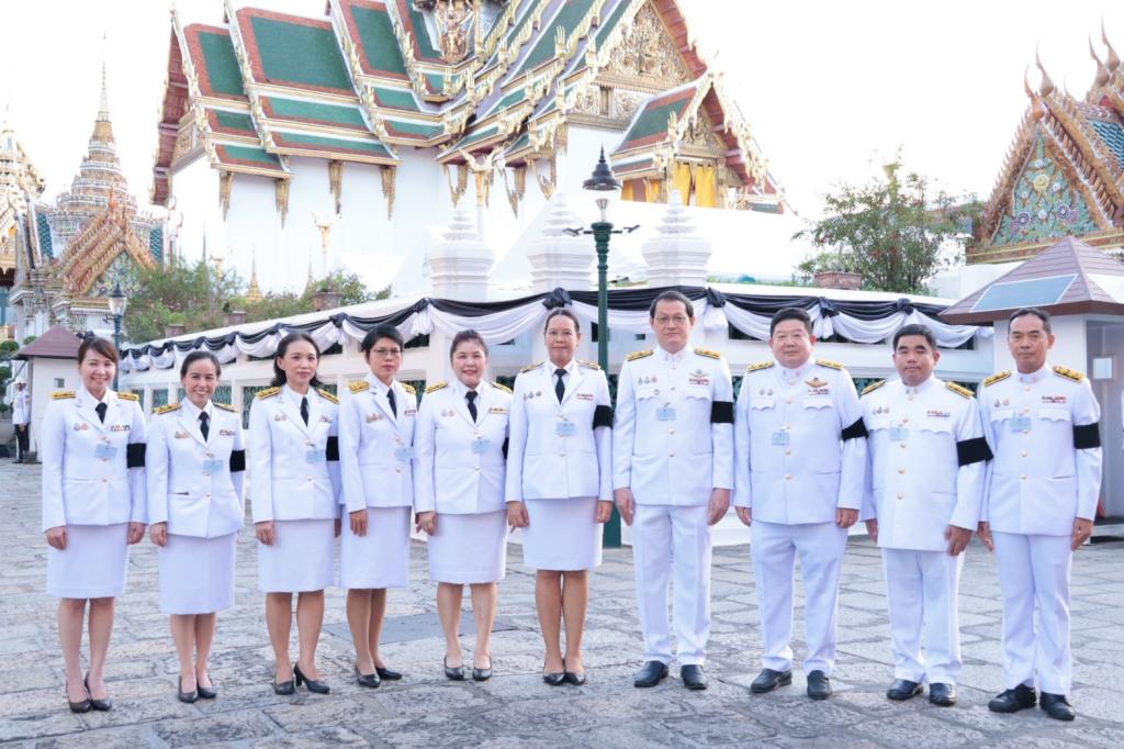 กรมส่งเสริมอุตสาหกรรมร่วมผลัดเวรเฝ้าฯ ในพระพิธีธรรมสวดพระอภิธรรมพระบรมศพ สมเด็จพระนางเจ้าสิริกิติ์ พระบรมราชินีนาถพระบรมราชชนนีพันปีหลวง