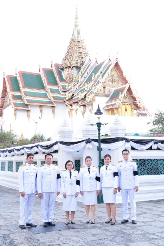 กรมส่งเสริมอุตสาหกรรมร่วมผลัดเวรเฝ้าฯ ในพระพิธีธรรมสวดพระอภิธรรมพระบรมศพ สมเด็จพระนางเจ้าสิริกิติ์ พระบรมราชินีนาถพระบรมราชชนนีพันปีหลวง