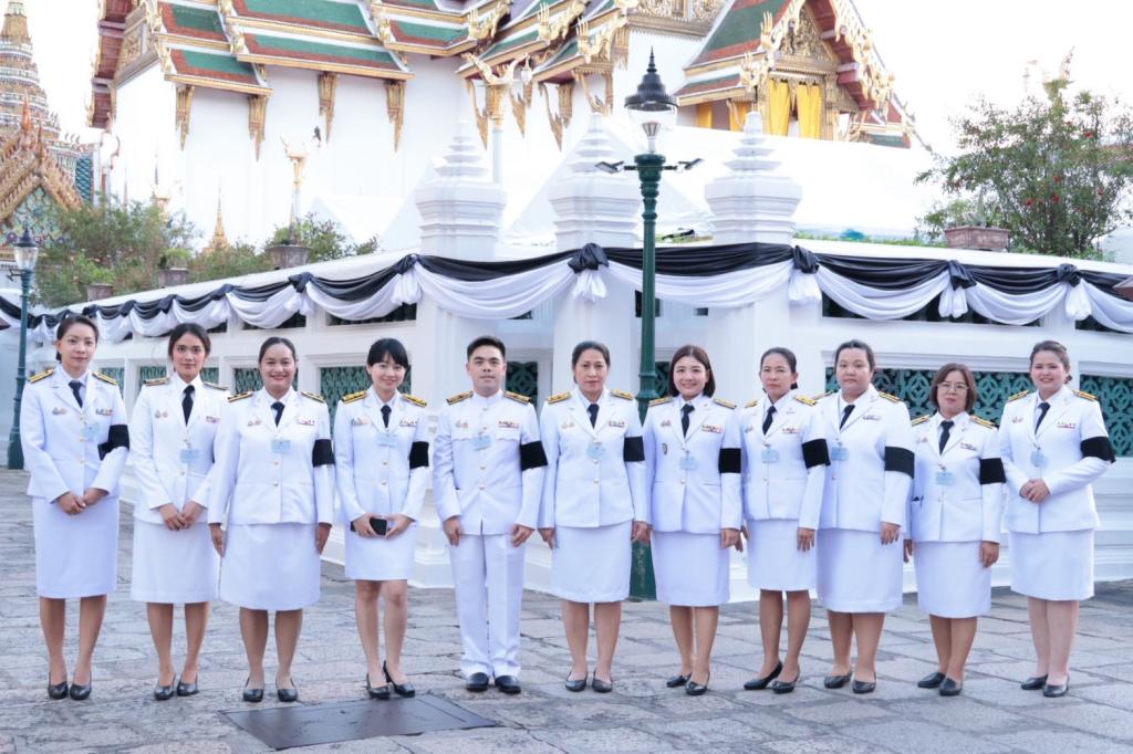 กรมส่งเสริมอุตสาหกรรมร่วมผลัดเวรเฝ้าฯ ในพระพิธีธรรมสวดพระอภิธรรมพระบรมศพ สมเด็จพระนางเจ้าสิริกิติ์ พระบรมราชินีนาถพระบรมราชชนนีพันปีหลวง