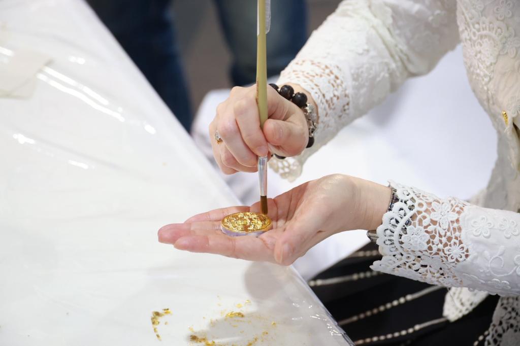 “นายกฯ อนุทิน และ รมว.ศุภจี“ เยี่ยมชมบูธแสดงสินค้าและนิทรรศการ “ดีพร้อมคอมมูนิตี้ฯ” ในพิธีเปิดงาน OTOP CITY 2025 พร้อมด้วย “ปลัดณัฐพล” ร่วมชื่นชมผลงาน ผปก. ดีพร้อม ที่ร่วมแสดงในมหกรรมของขวัญของฝาก สุดยิ่งใหญ่ส่งท้ายปี