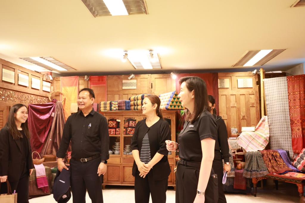 “อธิบดีณัฏฐิญา” แท็คทีมดีพร้อมและเครือข่ายรัฐ-เอกชน เตรียมจัดงาน เปิดบ้านดีพร้อมพระราม 4 (DIPROM Rama IV Open House) โชว์ศักยภาพดันอุตสาหกรรมไทยสู่อุตสาหกรรม 5.0 อย่างยั่งยืน