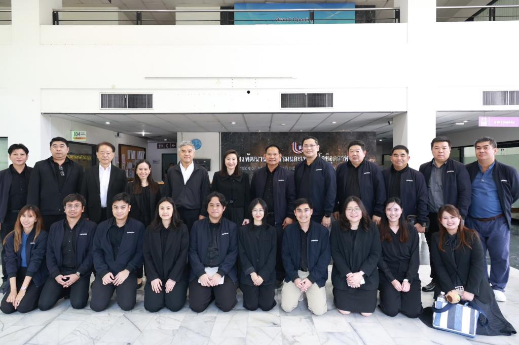 “อธิบดีณัฏฐิญา” แท็คทีมดีพร้อมและเครือข่ายรัฐ-เอกชน เตรียมจัดงาน เปิดบ้านดีพร้อมพระราม 4 (DIPROM Rama IV Open House) โชว์ศักยภาพดันอุตสาหกรรมไทยสู่อุตสาหกรรม 5.0 อย่างยั่งยืน