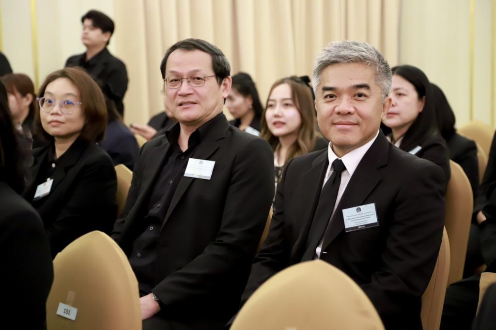 “ดีพร้อม” สุดเจ๋ง! ได้ 100 คะแนนเต็ม Perfect Score ”อธิบดีณัฏฐิญา“ คว้าโล่รางวัลศูนย์ข้อมูลข่าวสารของราชการโดดเด่น ดันต้นแบบ “ข้อมูลโปร่งใส ราชการไทยไร้ทุจริต !!