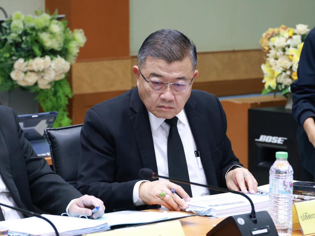 “รองอธิบดีพลาวุธ" ร่วมประชุมบอร์ด คปก. เดินหน้าขับเคลื่อนพัฒนาโครงสร้างพื้นฐาน และโครงการสาธารณประโยชน์ พร้อมผลักดันเกษตรอุตสาหกรรม เสริมแกร่งเศรษฐกิจฐานรากให้เติบโต