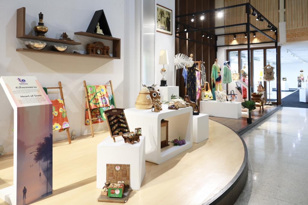 “รมว.ธนกร” เปิด “บ้านดีพร้อมพระราม 4” โชว์ผลงานปั้นอุตสาหกรรมเศรษฐกิจใหม่ ดึงนวัตกรรม & ความคิดสร้างสรรค์ ดันผู้ประกอบการไทยสู่ความยั่งยืนรองรับอุตฯ 5.0