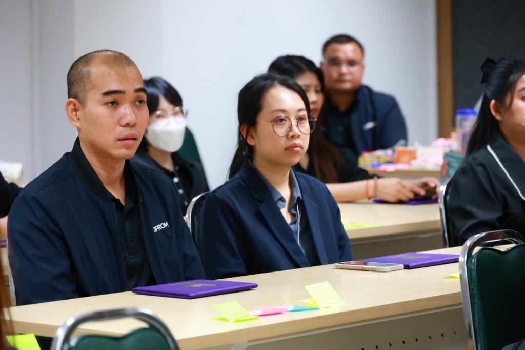 “ดีพร้อม” ปั้นทัพข้าราชการยุคใหม่! ชูหลักสูตร General Program for DIPROM Officers-GP ติดอาวุธทักษะเชิงลึก พร้อมส่งเสริมเอสเอ็มอีให้เติบโต