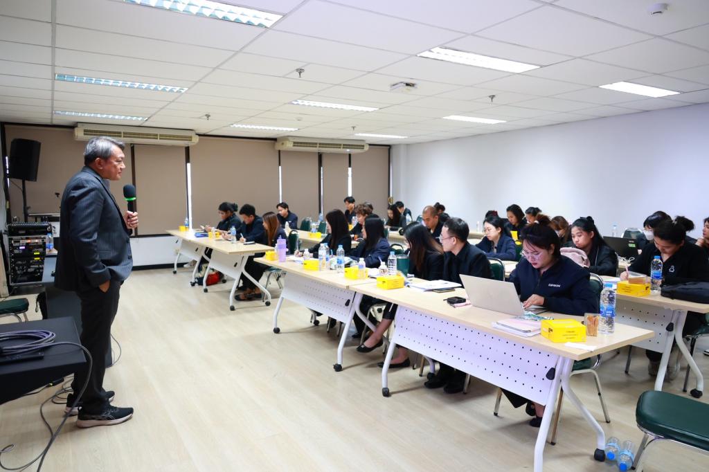 “ดีพร้อม” ปั้นทัพข้าราชการยุคใหม่! ชูหลักสูตร General Program for DIPROM Officers-GP ติดอาวุธทักษะเชิงลึก พร้อมส่งเสริมเอสเอ็มอีให้เติบโต