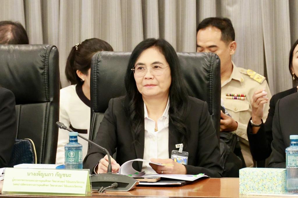“อธิบดีณัฏฐิญา” ร่วมประชุมบอร์ดสมุนไพรแห่งชาติ พร้อมร่วมขับเคลื่อนสมุนไพรไทย ให้เติบโตตลอดห่วงโซ่อุปทาน