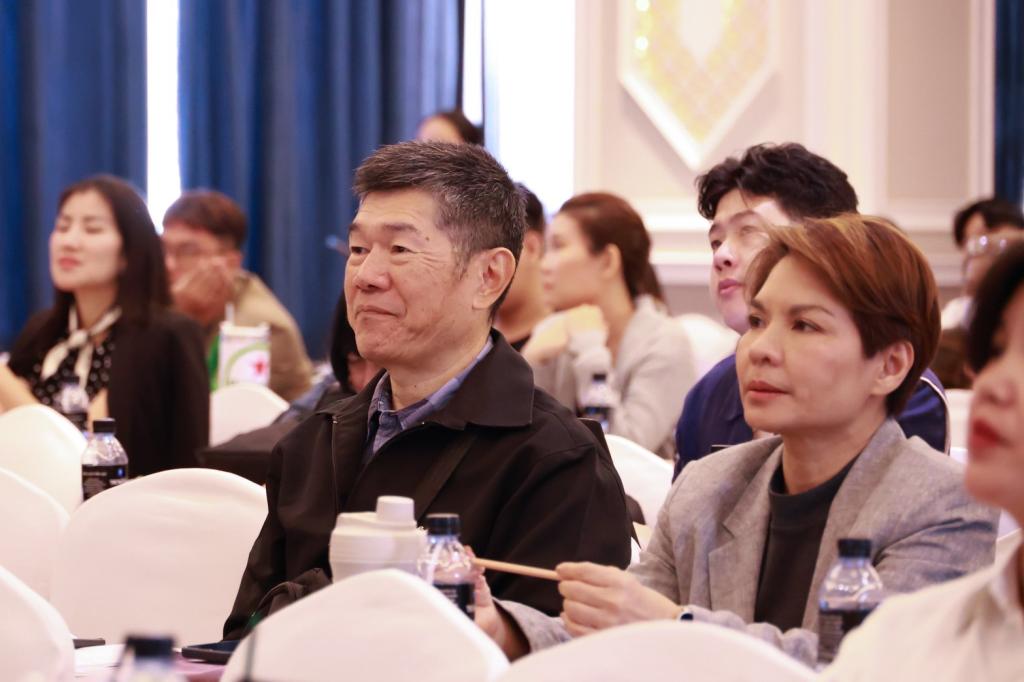 ดีพร้อม” เร่งเครื่องเดินหน้าติดอาวุธ DIPROM SkillUp กระตุ้นสร้างกรอบความคิดกำหนดทิศทางยกระดับศักยภาพเอสเอ็มอีไทย