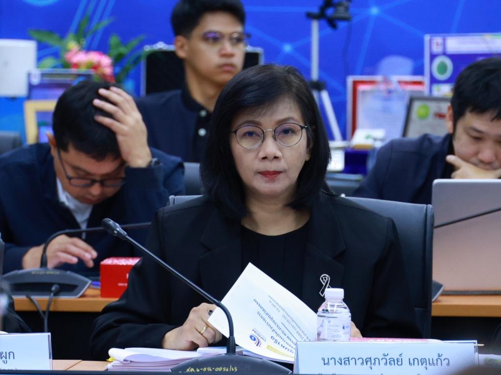 “อธิบดีณัฏฐิญา” ประชุมหารือร่วม กพร. และ กพ. เดินหน้าปรับโครงสร้างดีพร้อมจัดตั้ง 2 หน่วยงานใหม่ ยกระดับเกษตรอุตสาหกรรมและวัสดุอุตสาหกรรมสร้างสรรค์ มุ่งเป้ากระตุ้นเศรษฐกิจไทยให้เติบโตอย่างยั่งยืน