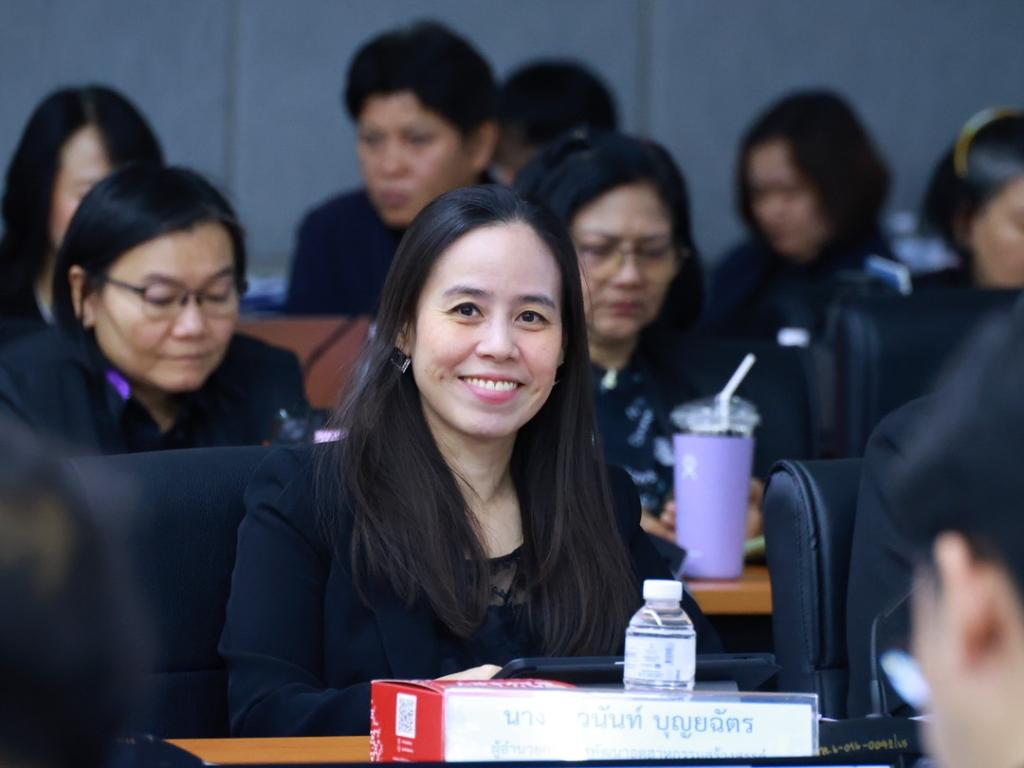 “อธิบดีณัฏฐิญา” ประชุมหารือร่วม กพร. และ กพ. เดินหน้าปรับโครงสร้างดีพร้อมจัดตั้ง 2 หน่วยงานใหม่ ยกระดับเกษตรอุตสาหกรรมและวัสดุอุตสาหกรรมสร้างสรรค์ มุ่งเป้ากระตุ้นเศรษฐกิจไทยให้เติบโตอย่างยั่งยืน