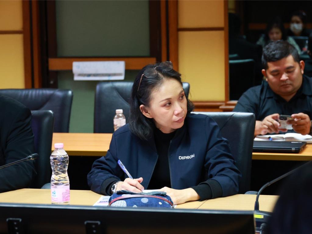 “อธิบดีณัฏฐิญา” วางแผนระดมทีมฟื้นเศรษฐกิจไทยโตได้กว่า 840 ล้าน หนุนทัพส่งนักวินิจฉัยลงพื้นที่ประสบภัยพิบัติ เร่งฟื้นฟูอุตสาหกรรม เสริมแกร่งรายเล็ก เชื่อมต่อบริการในเครือข่ายดีพร้อม ยกระดับเอสเอ็มอีให้แข็งแรงและโตไวอย่างยั่งยืน