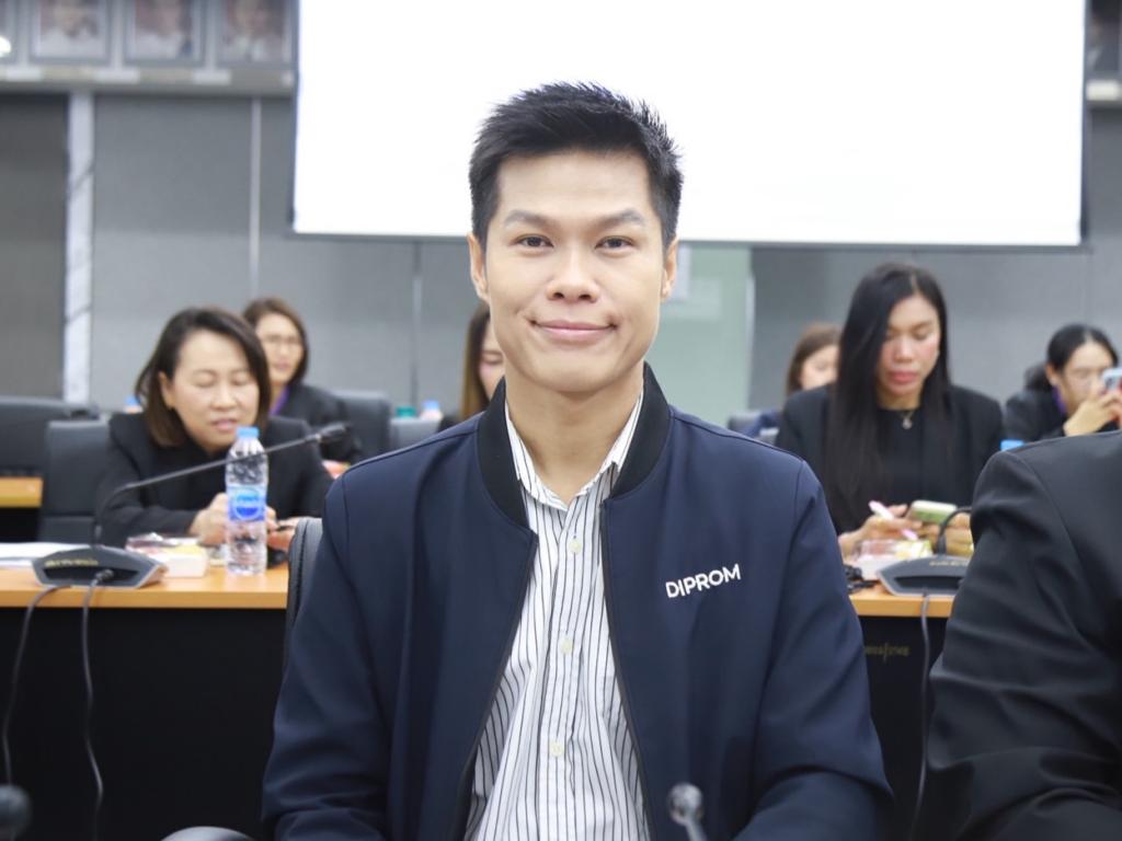 “รองอธิบดีพลาวุธ” เปิดบ้าน “ดีพร้อม” ต้อนรับทีม “JICA” และภาคีเครือข่าย ติดตามแผนการพัฒนา RISMEP พร้อมดัน ผปก.ไทยในพื้นที่ภูมิภาค สู่ Smart SMEs ยกระดับให้พร้อมรับอุตสาหกรรม 5.0