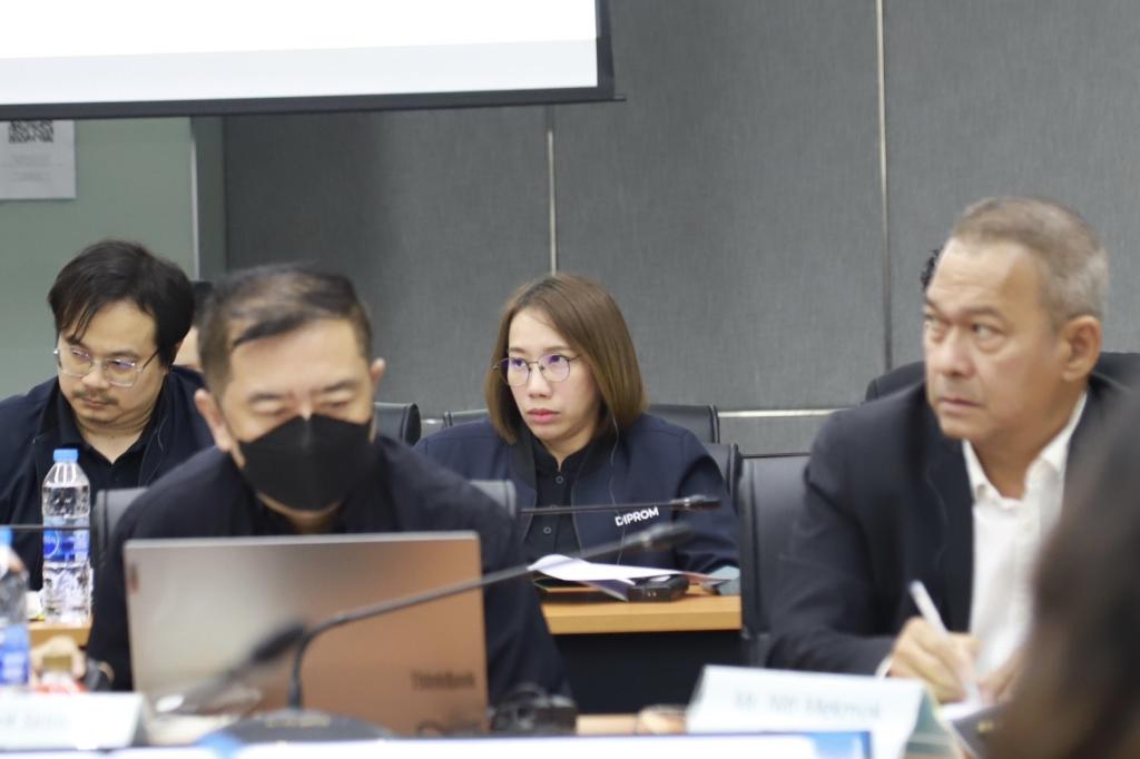 “รองอธิบดีพลาวุธ” เปิดบ้าน “ดีพร้อม” ต้อนรับทีม “JICA” และภาคีเครือข่าย ติดตามแผนการพัฒนา RISMEP พร้อมดัน ผปก.ไทยในพื้นที่ภูมิภาค สู่ Smart SMEs ยกระดับให้พร้อมรับอุตสาหกรรม 5.0