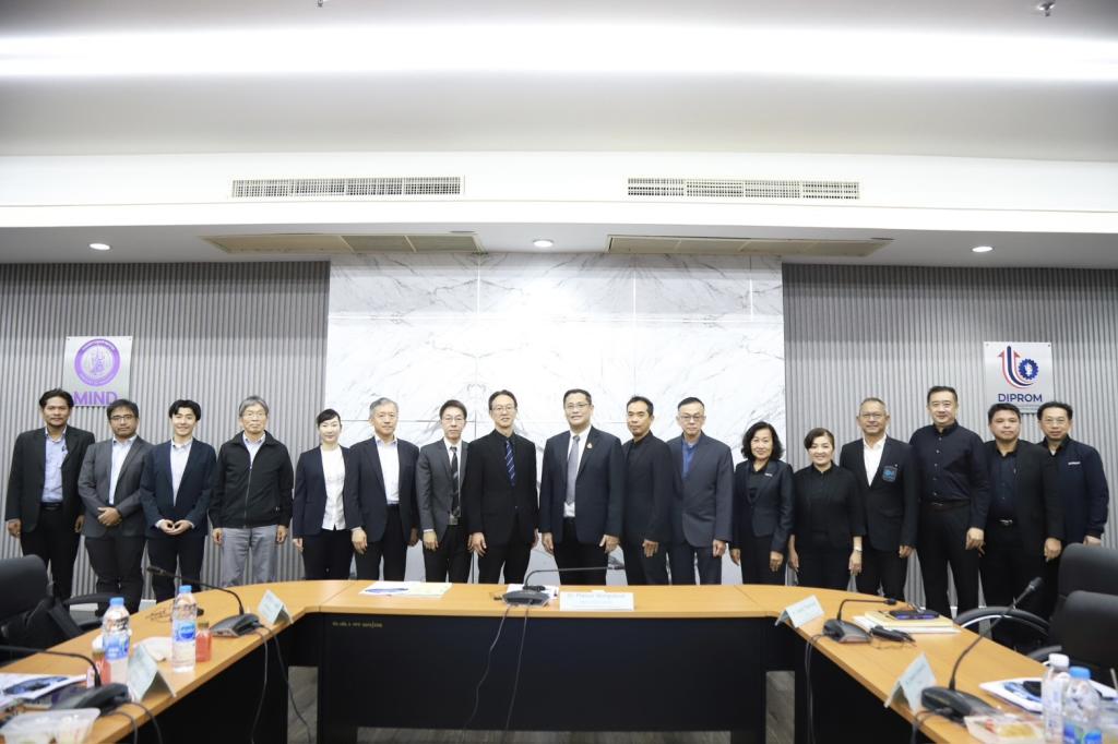 “รองอธิบดีพลาวุธ” เปิดบ้าน “ดีพร้อม” ต้อนรับทีม “JICA” และภาคีเครือข่าย ติดตามแผนการพัฒนา RISMEP พร้อมดัน ผปก.ไทยในพื้นที่ภูมิภาค สู่ Smart SMEs ยกระดับให้พร้อมรับอุตสาหกรรม 5.0