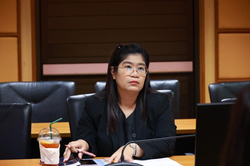 “รองอธิบดีพลาวุธ” ประชุมหารือ คณะทำงาน DIPROM Café ร้านค้าสวัสดิการของชาวดีพร้อม เน้นการพัฒนาศักยภาพด้านการวางแผนธุรกิจและเรียนรู้การเป็นเจ้าของธุรกิจตัวจริง