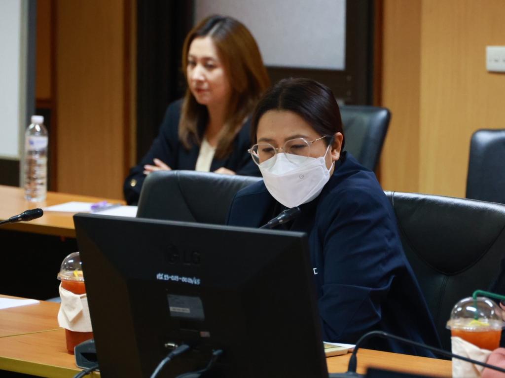 “รองอธิบดีพลาวุธ” ประชุมหารือ คณะทำงาน DIPROM Café ร้านค้าสวัสดิการของชาวดีพร้อม เน้นการพัฒนาศักยภาพด้านการวางแผนธุรกิจและเรียนรู้การเป็นเจ้าของธุรกิจตัวจริง