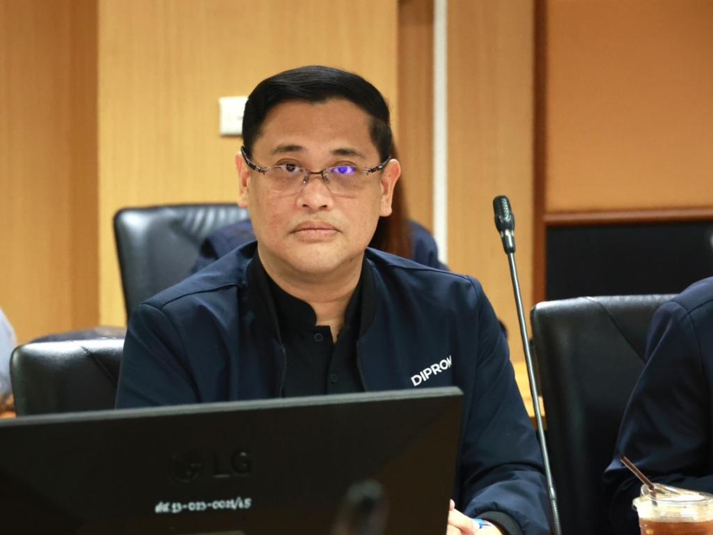 “อธิบดีณัฏฐิญา” นั่งประธานบอร์ดสวัสดิการดีพร้อม ไฟเขียวแผนปี 69 อนุมัติเงินสงเคราะห์ช่วยเหลือบุคลากรผู้ประสบอุทกภัย พร้อมหนุนไอเดีย "DIPROM CAFÉ" ร้านกาแฟสวัสดิการของชาวดีพร้อม