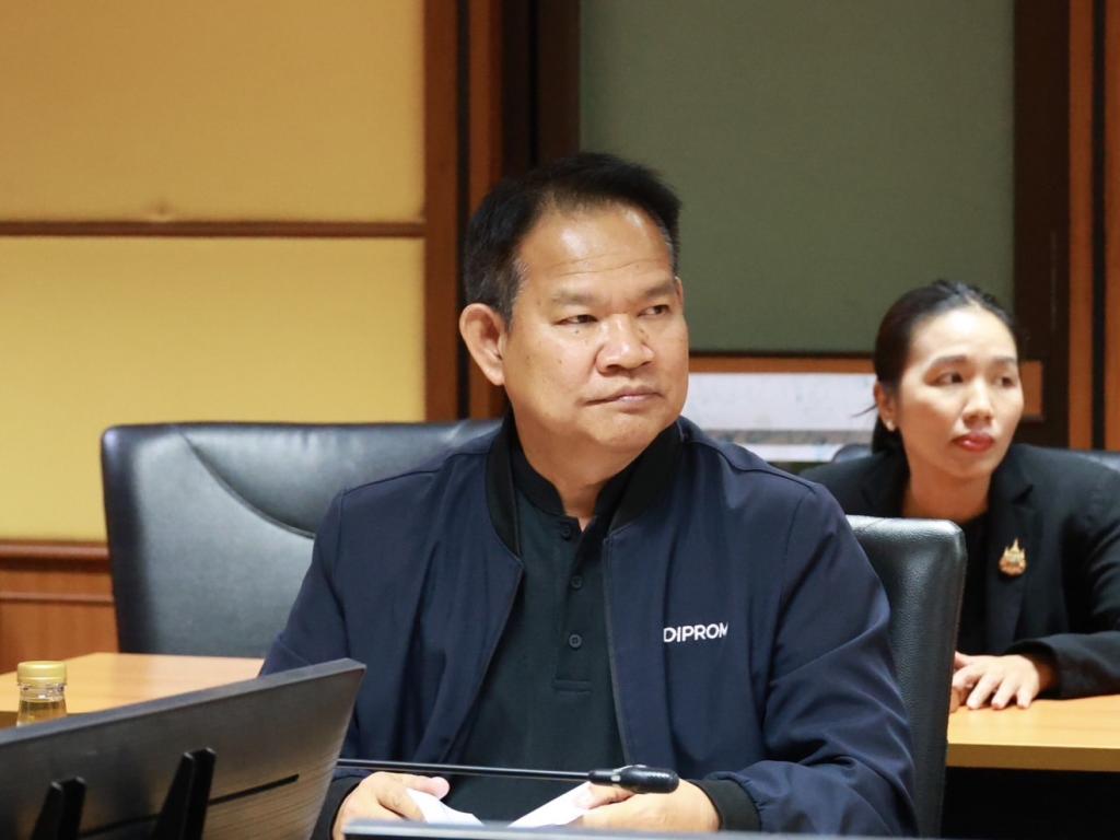 “อธิบดีณัฏฐิญา” นำทีมผู้บริหารดีพร้อม ประชุมคัดเลือก “คนดี ศรี กสอ. และข้าราชการดีเด่น 2568” มุ่งเน้นส่งเสริมให้เกิดการสร้างต้นแบบ และขับเคลื่อนการพัฒนาภาคอุตสาหกรรม ด้วยพลัง “คนดีพร้อม”