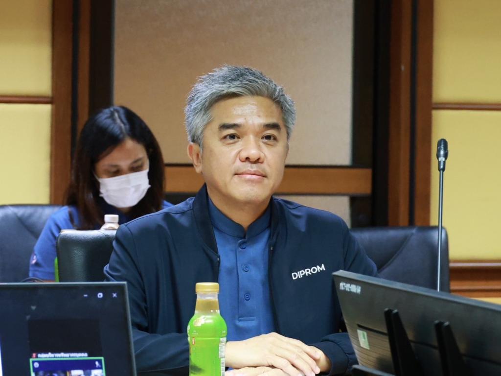 “อธิบดีณัฏฐิญา” นำทีมผู้บริหารดีพร้อม ประชุมคัดเลือก “คนดี ศรี กสอ. และข้าราชการดีเด่น 2568” มุ่งเน้นส่งเสริมให้เกิดการสร้างต้นแบบ และขับเคลื่อนการพัฒนาภาคอุตสาหกรรม ด้วยพลัง “คนดีพร้อม”