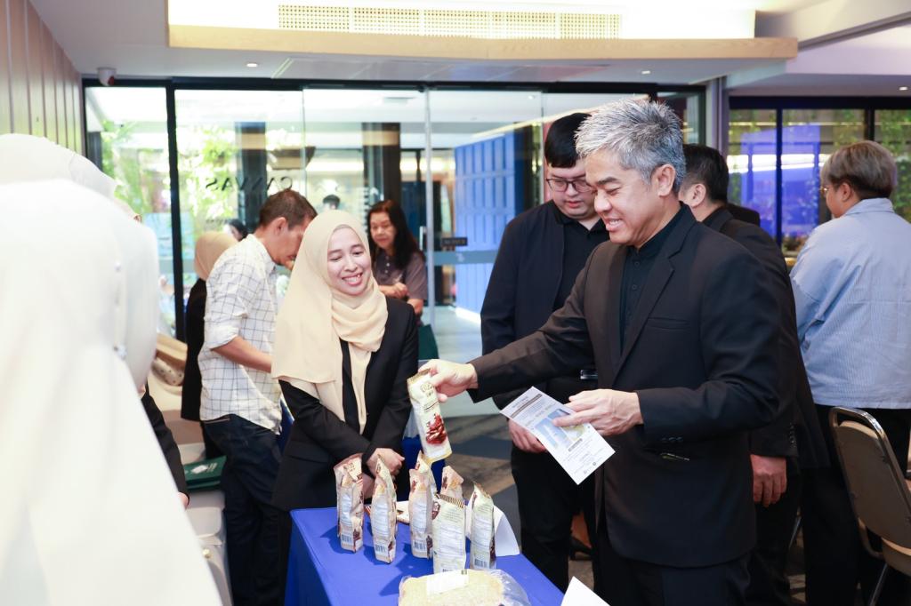 “ดีพร้อม” จับมือ สกอท. ตอบรับเทรนด์อาหารฮาลาล เตรียมความพร้อมผู้ประกอบการบุกตลาดมุสลิมโลก