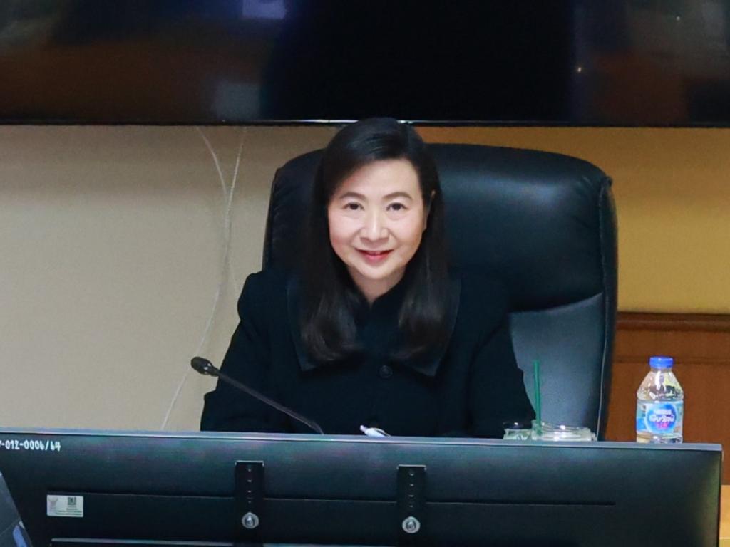 “อธิบดีณัฏฐิญา” ถกบอร์ดเงินทุนหมุนเวียนฯ เคาะเกณฑ์ชี้วัดประเมินผลการปฏิบัติงานบุคลากร พร้อมเคาะเกณฑ์ปล่อยสินเชื่อลูกค้ารายเดิมให้มีความยืดหยุ่นมากขึ้น