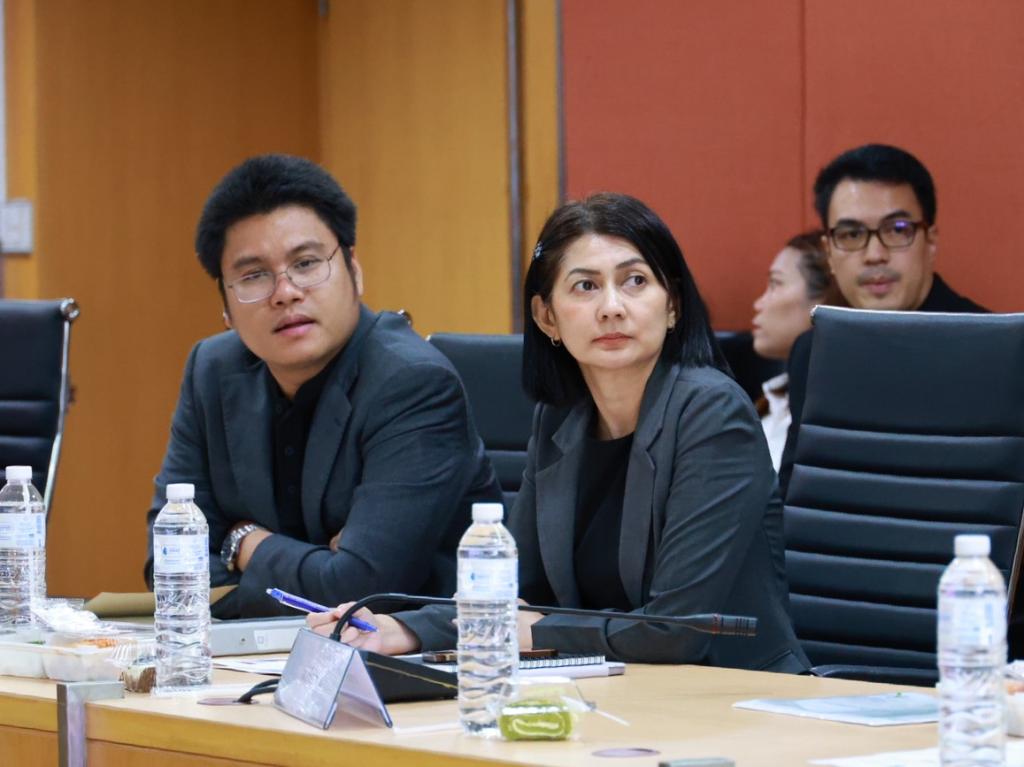 “ปลัดณัฐพล” ตั้ง “ดีพร้อม” ทำหน้าที่ “ผอ.ศูนย์อุตสาหกรรมฮาลาลไทย คนใหม่” เร่งขับเคลื่อนอุตสาหกรรมฮาลาลไทย ยกระดับกระบวนการผลิต ผลิตภัณฑ์และการตลาดฮาลาลสู่ตลาดระดับโลก