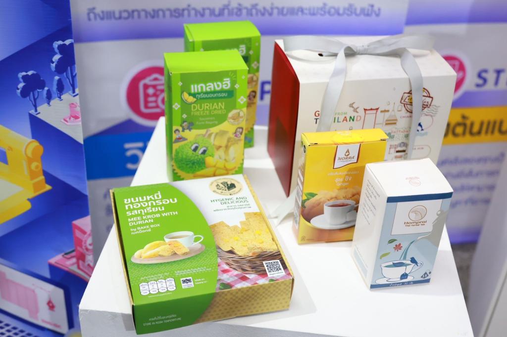 “รมว.ธนกร” ชื่นชม "ดีพร้อม" ปั้น 20,000 เชฟมืออาชีพ ผ่านหลักสูตร Master Thai Chef Program หนุนพลังซอฟต์พาวเวอร์ไทย ปลุกตลาดอาหารสร้างสรรค์ - พรีเมียม มั่นใจปี 69 อุตฯ อาหารไทยยังโตฉลุย ช่วยปั๊มเม็ดเงินกว่า 3,300 ล้านบาท