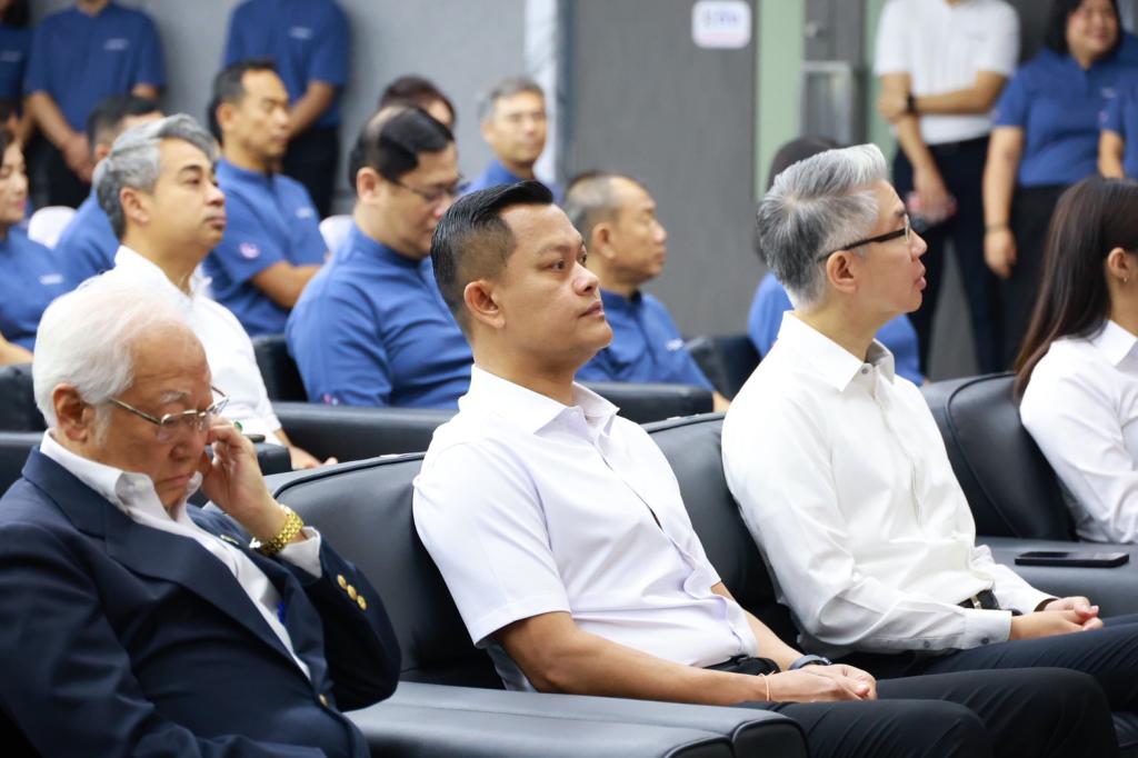 “รมว.ธนกร” ชื่นชมทีมดีพร้อม มอบโล่และประกาศเกียรติคุณ “คนดี ศรี กสอ.” เน้นย้ำหลัก “ครองตน ครองคน ครองงาน” ภายใต้นโยบาย Mind as One ในวาระครบ 7 รอบ 84 ปี กรมส่งเสริมอุตสาหกรรม