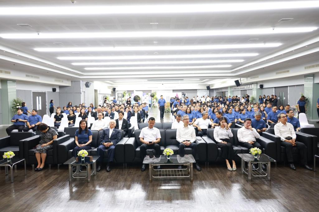 “รมว.ธนกร” ชื่นชมทีมดีพร้อม มอบโล่และประกาศเกียรติคุณ “คนดี ศรี กสอ.” เน้นย้ำหลัก “ครองตน ครองคน ครองงาน” ภายใต้นโยบาย Mind as One ในวาระครบ 7 รอบ 84 ปี กรมส่งเสริมอุตสาหกรรม