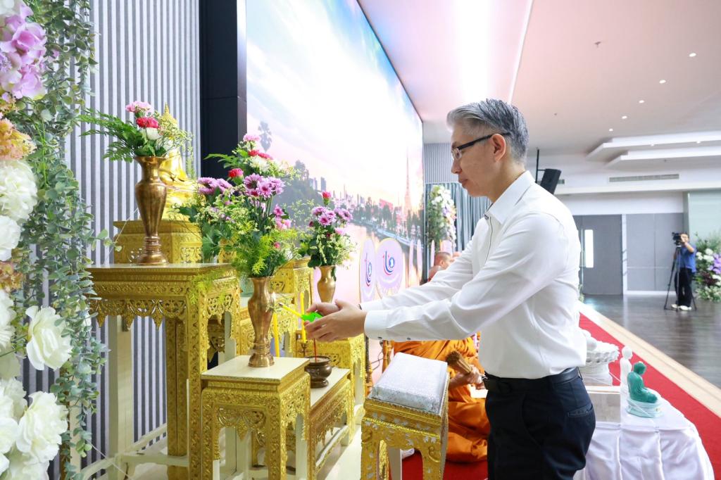 ”ปลัดณัฐพล“ เป็นประธานในพิธีเจริญพระพุทธมนต์ เนื่องในโอกาสครบ 7 รอบ 84 ปีที่ดีพร้อม โดย “แม่ทัพณัฏฐิญา” นำทีมผู้บริหาร ข้าราชการและบุคลลากร ร่วมพิธี พร้อมบวงสรวงสักการะสิ่งศักดิ์สิทธิ์