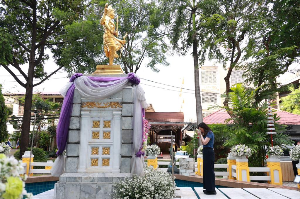 ”ปลัดณัฐพล“ เป็นประธานในพิธีเจริญพระพุทธมนต์ เนื่องในโอกาสครบ 7 รอบ 84 ปีที่ดีพร้อม โดย “แม่ทัพณัฏฐิญา” นำทีมผู้บริหาร ข้าราชการและบุคลลากร ร่วมพิธี พร้อมบวงสรวงสักการะสิ่งศักดิ์สิทธิ์