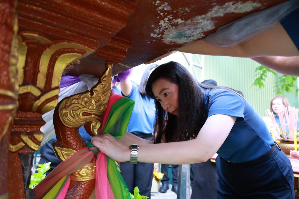 ”ปลัดณัฐพล“ เป็นประธานในพิธีเจริญพระพุทธมนต์ เนื่องในโอกาสครบ 7 รอบ 84 ปีที่ดีพร้อม โดย “แม่ทัพณัฏฐิญา” นำทีมผู้บริหาร ข้าราชการและบุคลลากร ร่วมพิธี พร้อมบวงสรวงสักการะสิ่งศักดิ์สิทธิ์