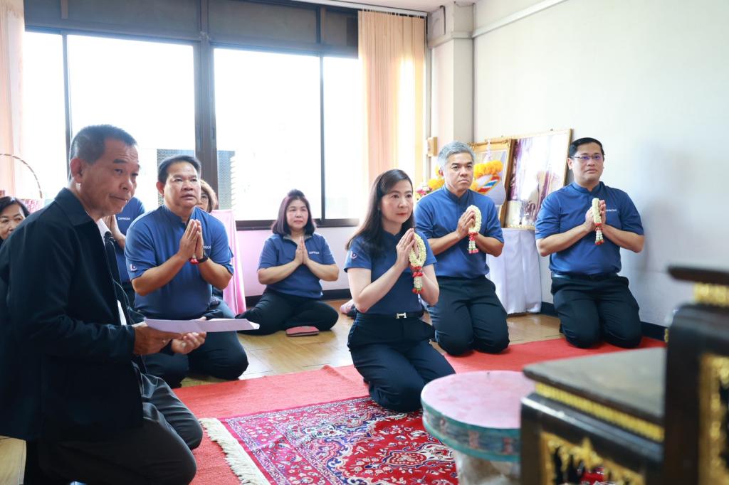 ”ปลัดณัฐพล“ เป็นประธานในพิธีเจริญพระพุทธมนต์ เนื่องในโอกาสครบ 7 รอบ 84 ปีที่ดีพร้อม โดย “แม่ทัพณัฏฐิญา” นำทีมผู้บริหาร ข้าราชการและบุคลลากร ร่วมพิธี พร้อมบวงสรวงสักการะสิ่งศักดิ์สิทธิ์