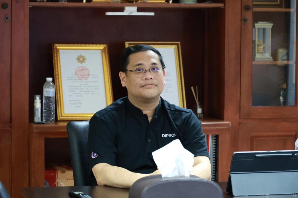 “รองอธิบดีพลาวุธ” ร่วมประชุม ศปศ. นัดแรกปี 69 รับฟังปัญหา เพื่อจัดทำมาตรการเร่งด่วนบรรเทาผลกระทบ ช่วยเหลือผู้ประกอบการไทยจากสถานการณ์สู้รบตะวันออกกลาง