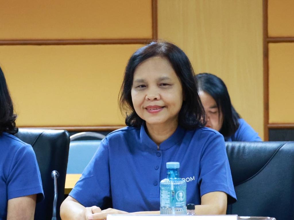 “อธิบดีณัฏฐิญา” นำทีมดีพร้อม ถอดรหัส กางโรดแมปปี 70 ชู 4 ยุทธศาสตร์ วางกลยุทธ์สร้างเกราะ เสริมแกร่ง SME ไทย พร้อมฝ่าวิกฤติ รุกหนัก "Green Economy" เชื่อมโยง Bio-Diesel ยกระดับสินค้าเกษตรสู่มาตรฐานโลก