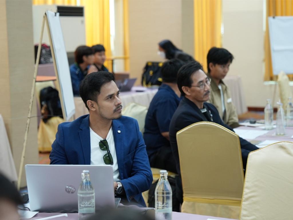 “ดีพร้อม” เดินหน้าสร้างการรับรู้ มาตรฐาน GMT SMEs มุ่งยกระดับมาตรฐานการผลิตผู้ประกอบการไทยที่ดีสู่มาตรฐานสากล